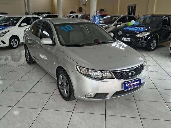 KIA CERATO 1.6 EX SEDAN 16V GASOLINA 4P MANUAL
